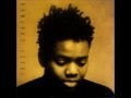 Tracy Chapman – Talkin&rsquo; bout a Revolution [High Quality]