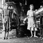 Lewis Hine – Spinners in a cotton mill, 1911