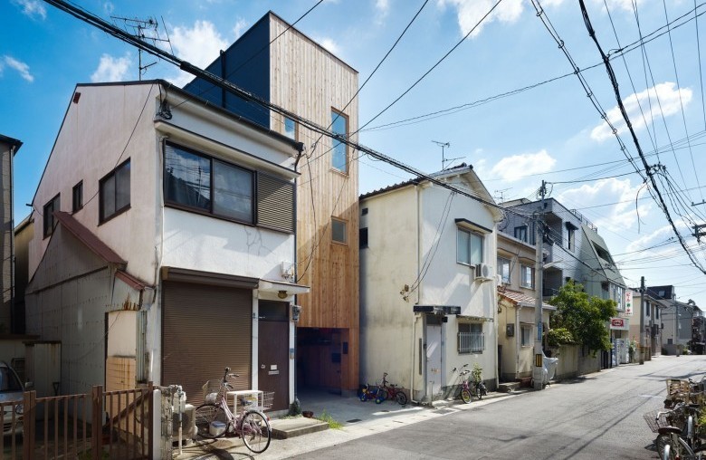 Small-house-in-Kobe-ideasgn-FujiwaraMuro-Architects