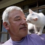 Matsumura Naoto and Shiro the cat