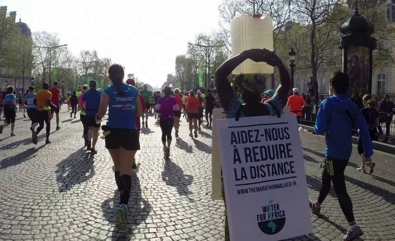 (L'eau potable) Ce qu’a fait Siabatou au marathon de Paris force le respect 514578613-e1428885693150