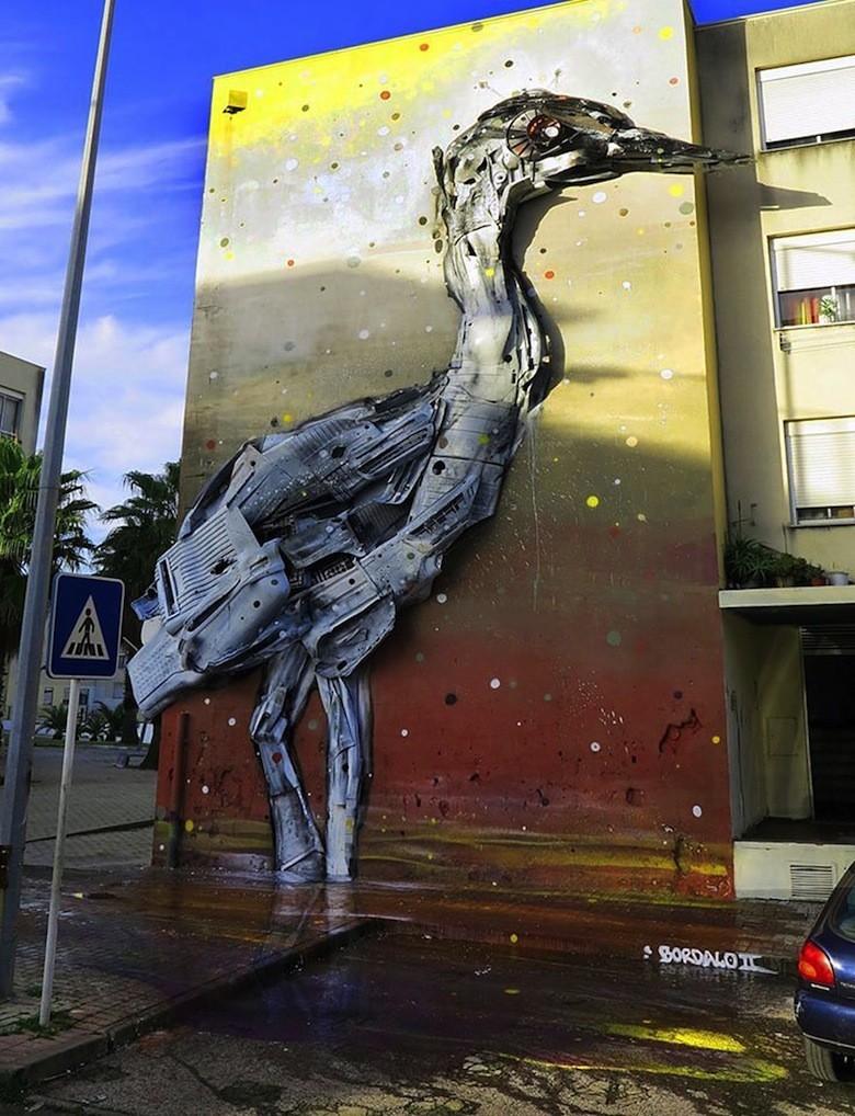 recycled-sculptures-street-art-big-trash-animals-artur-bordalo-4