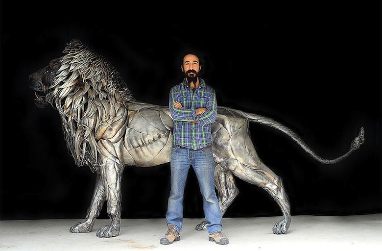 aslan-metal-lion-sculpture-selcuk-yilmaz-6