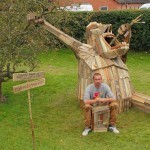 I-create-giant-sculptures-from-scrap-wood-1__880