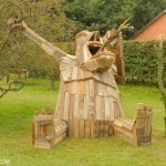 giant-wood-sculpture-garden