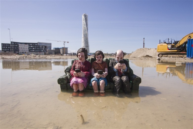 Les personnages étranges de Isaac Cordal ont un message pour l’humanité