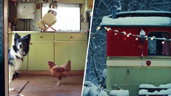 Ce couple vit en roulotte retapée en espace de vie rêvé