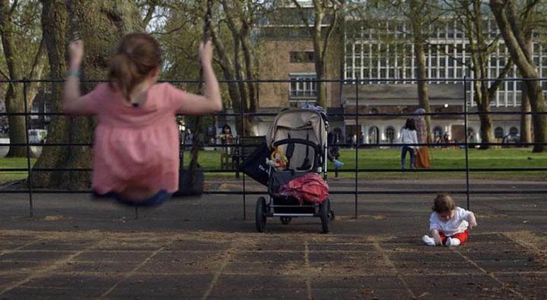 Le drame silencieux des enfants « volés » d’Angleterre (Vidéo) ! By Mrmondialisation Les-enfants-voles_3
