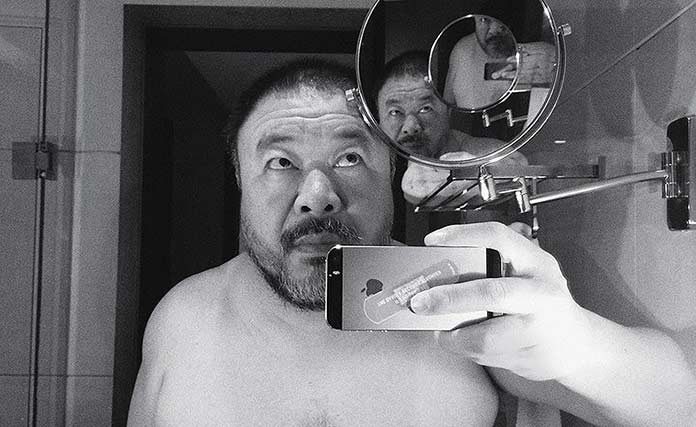 De quoi Ai Weiwei est-il le nom ?