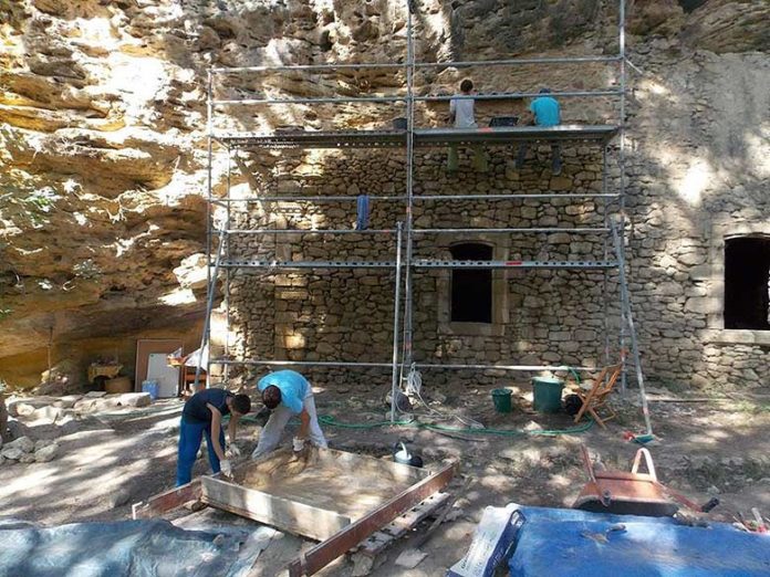 La source de Garouvin : l’histoire de quatre amis convertis à la permaculture