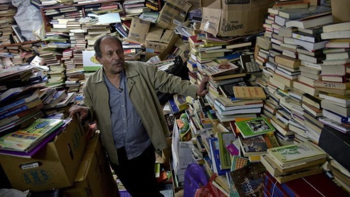 C’est l’histoire d’un éboueur devenu le « Seigneur des livres » …