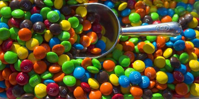 Des nanoparticules dans tous les gâteaux et bonbons pour enfant testés