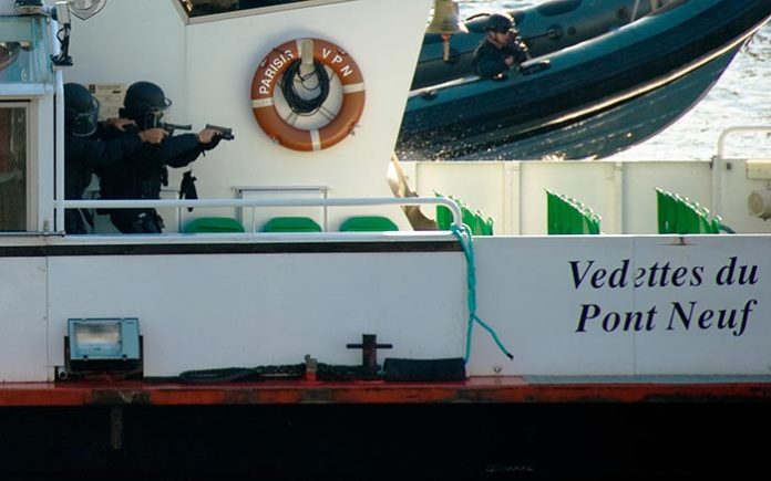 Loi antiterrorisme : les effets d’un état d’urgence permanent