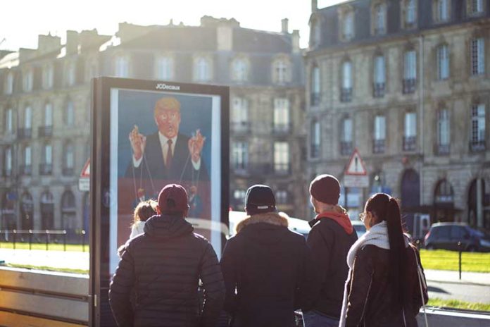 Des panneaux publicitaires remplacés par des œuvres d’art…