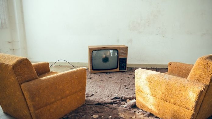 Suisse : une votation sur la taxe audiovisuelle fait trembler les médias publics