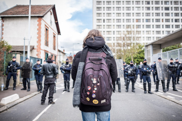 Universités : qui sont ces fameux « agitateurs » sur qui la violence d’État s’abat ?
