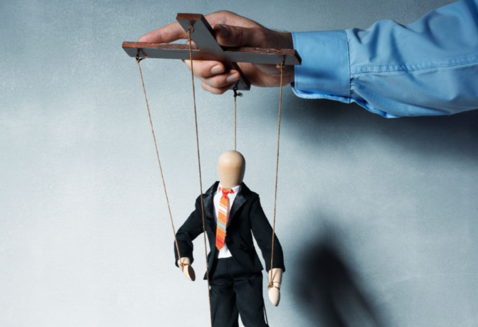 Les sages sous influence ? Un lobbying opaque au cœur du Conseil Constitutionnel dévoilé par deux ONG