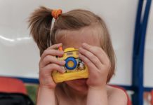 Russie : une famille qui embellit la vie des enfants autistes