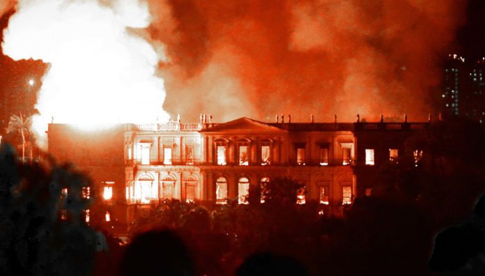 Incendie du Musée National de Rio : l’austérité en question