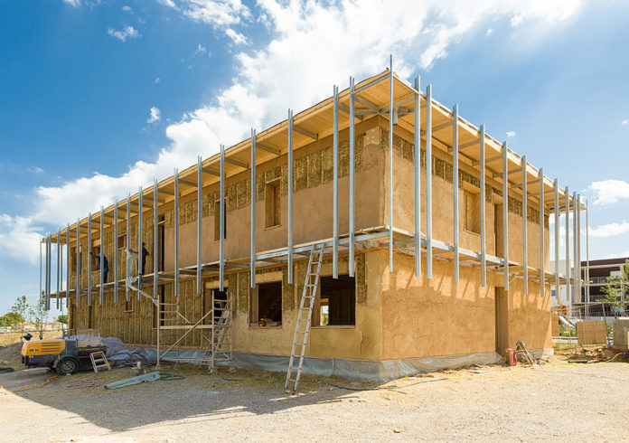 « Bois Terre Paille » : manifeste pour construire sans les multinationales !