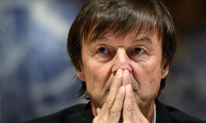 Le mot de Nicolas Hulot pour ne pas « sombrer comme des crétins »