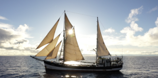 À bord du KWAI pour un nettoyage record du continent de plastique