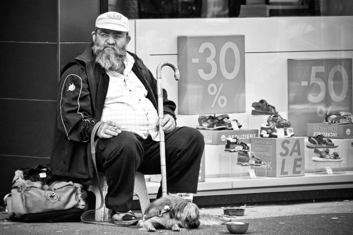 Pourquoi le gouvernement veut supprimer l’Observatoire de la Pauvreté