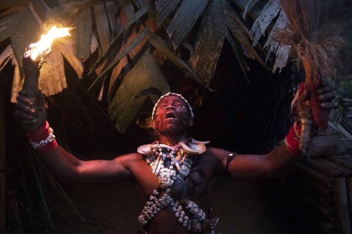 « Visions chamaniques, territoires oubliés » : voyage initiatique auprès de peuples indigènes