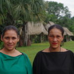 Copyright J.ORAIN Association Amazônia . 9 . Alexandrina et Dora Piyãko
