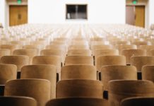 Miné par les réformes, le secteur de la recherche français est en crise