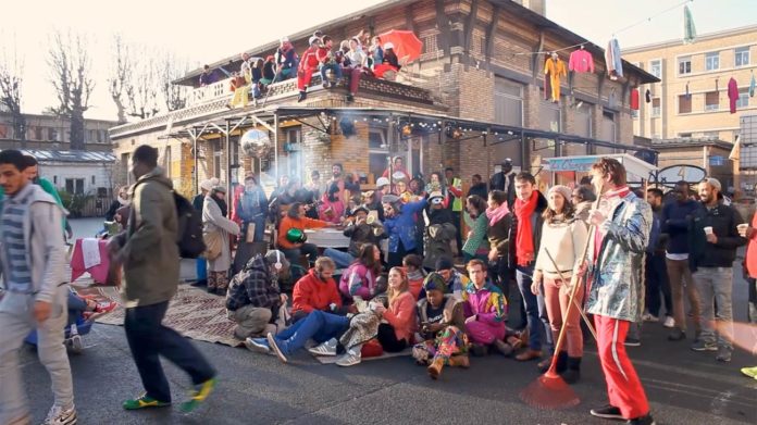 Les Grands Voisins, la cité rêvée : deux ans d’expérience sociale à l’ancien hôpital Saint-Vincent de Paul