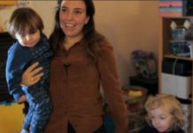 Pourquoi la compagne de Julian Assange a révélé son identité