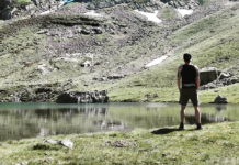 Marcher : le chemin d’une révolution intérieure dans les yeux d’un infirmier