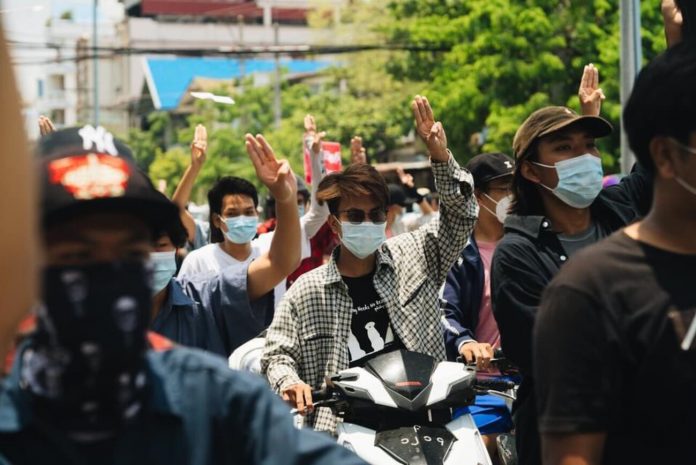 Birmanie : « La répression de l’armée envers le peuple ne faiblit pas » (Interview)
