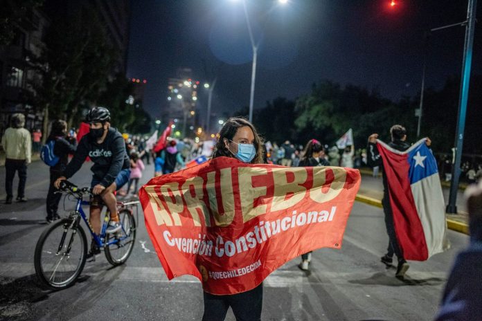 Chili : 155 citoyens en charge de rédiger la nouvelle loi fondamentale