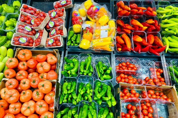 Fin du plastique sur les légumes dès 2022 ? Pas vraiment…
