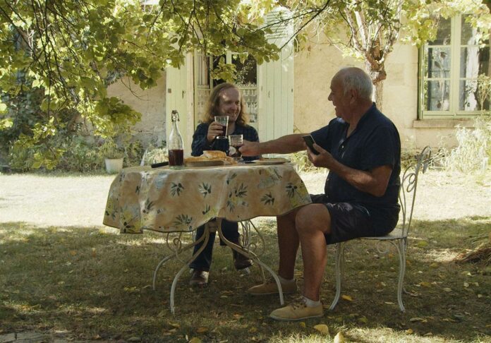 « La Campagne de France » : récit d’un petit village en pleines élections