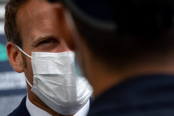 Démocratie en danger : la crise sanitaire n’est pas résolue