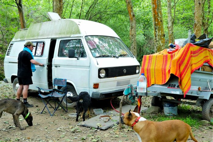 La face cachée de la « vanlife » que personne ne veut voir