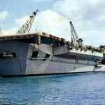Porte-avions Foch en service sous le contrôle de la marine française – Flickr