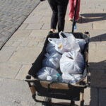 IMG_3903 Gamelles pleines La Rochelle maraude dans le centre-ville et sur le Vieux Port crédit Jenny Delrieux