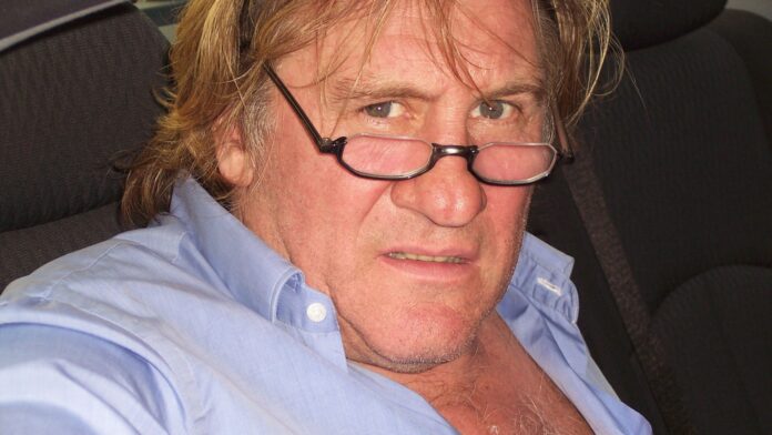 Tribune : 50 « stars » pleurnichent dans le Figaro pour défendre Depardieu