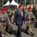 Menkopolhukam_Luhut_Binsar_Pandjaitan_bersama_Panglima_TNI,_KSAD_dan_Pangkostrad_pada_Ulang_Tahun_Kopassus