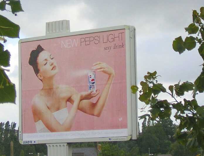 Le sexisme de la publicité dénoncé dans un nouveau rapport
