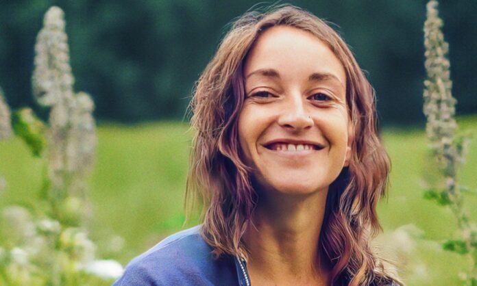 Anaïs, portrait d’une jeune paysanne face au monde agricole Anaïs, portrait d'une jeune paysanne face au monde agricole