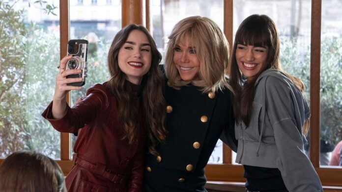 Emily in Paris : le « cancel » des classes populaires Emily in Paris : le « cancel » des classes populaires