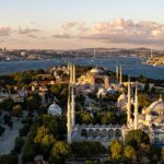 1024px-Historical_peninsula_and_modern_skyline_of_Istanbul