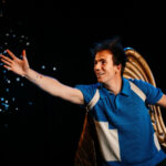 Théâtre : Xavier Guelfi remet l’optimisme au goût du jour