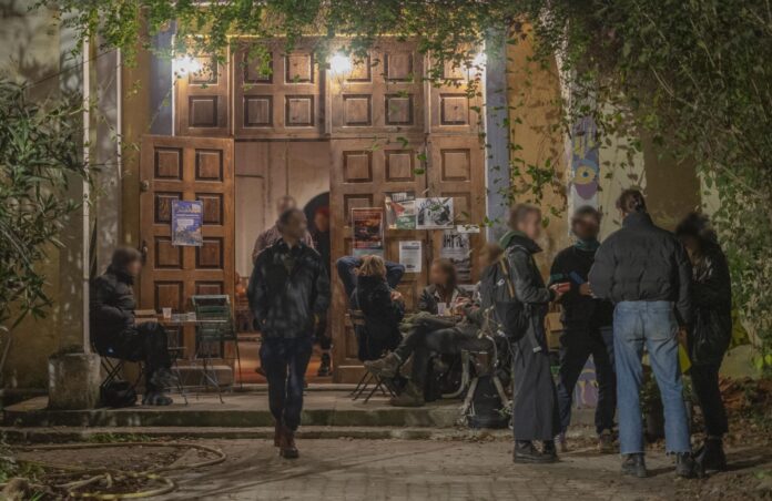 La Chapelle de Toulouse : un lieu autogéré au service des luttes La Chapelle de Toulouse : un lieu autogéré au service des luttes