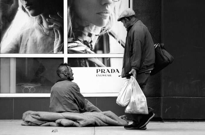 Le capitalisme ronge notre humanité Le capitalisme ronge notre humanité